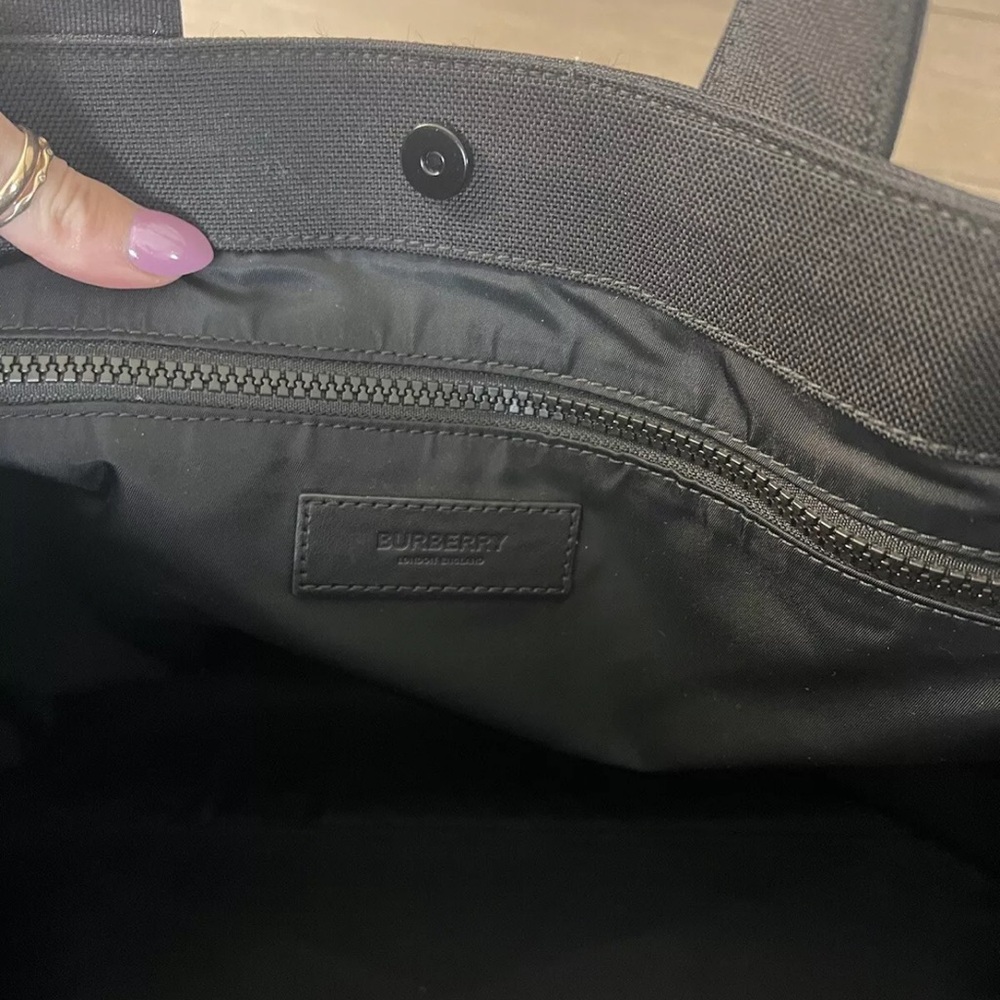 Burberry Black Men's Tote Bag - Picture 5 of 7
